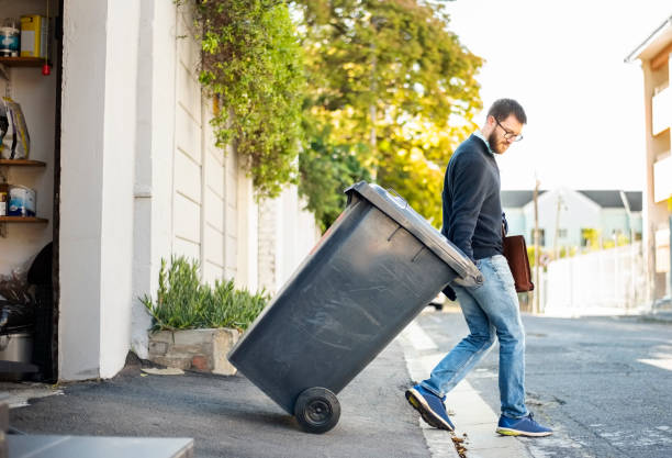 Best Estate Cleanout Services  in Redwood Valley, CA